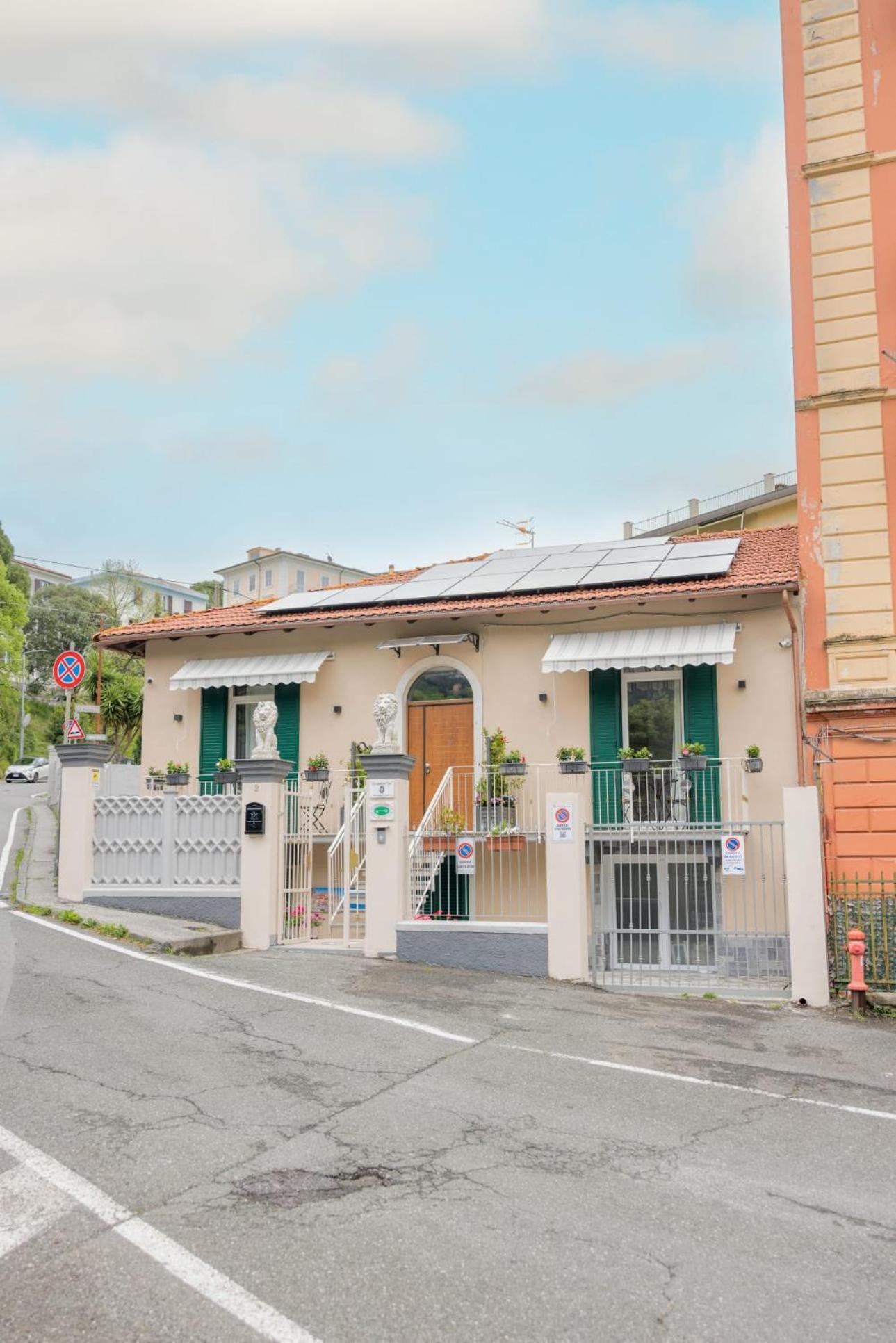 La Maison Du Lion La Spezia Ngoại thất bức ảnh